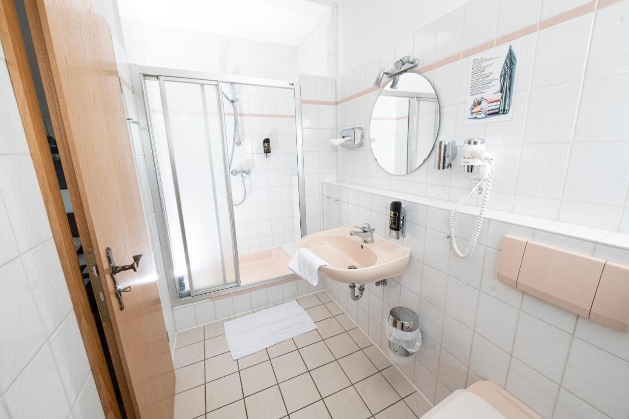 Zum Alten Faehrhaus - Bed & Breakfast Wrohm ภายนอก รูปภาพ