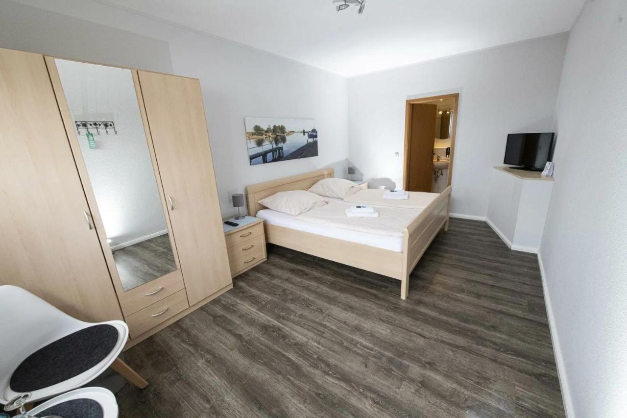 Zum Alten Faehrhaus - Bed & Breakfast Wrohm ภายนอก รูปภาพ